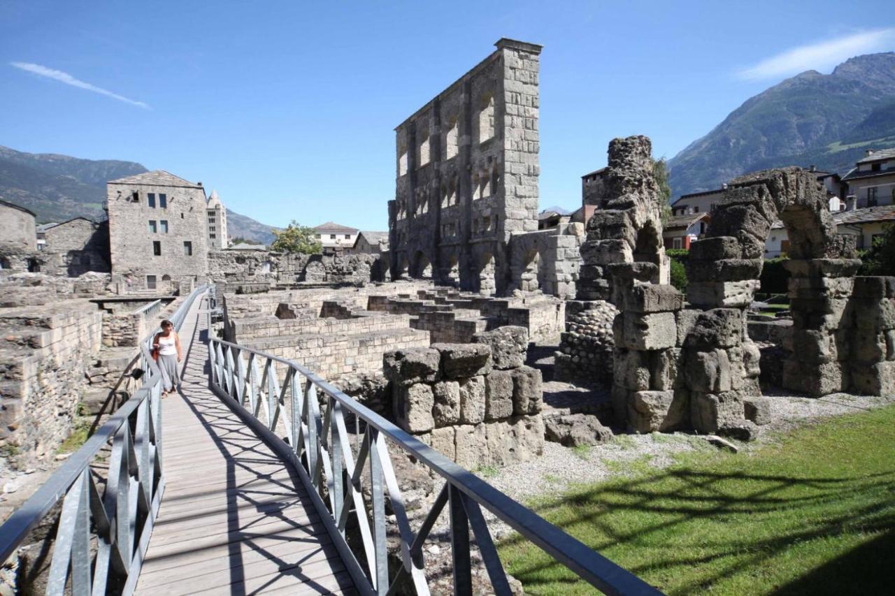 Casa Lucy Appartamento Aosta Esterno foto