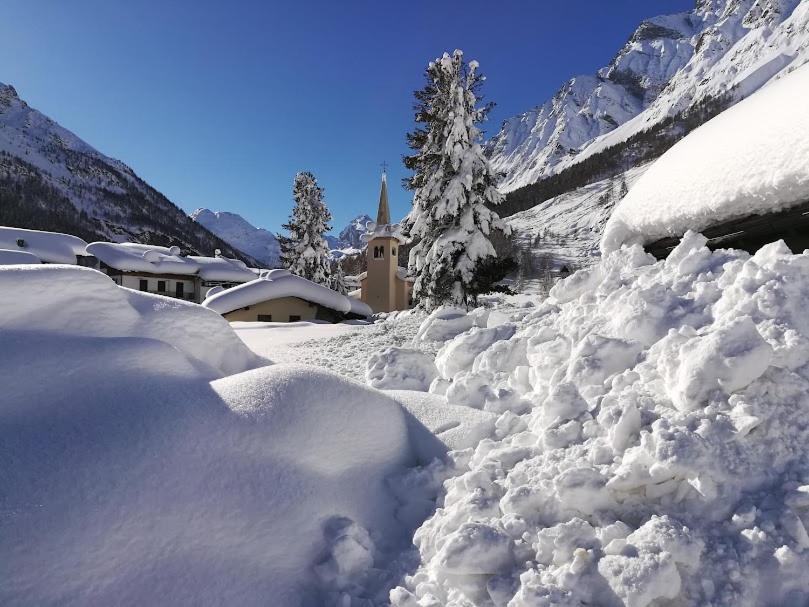Casa Lucy Appartamento Aosta Esterno foto